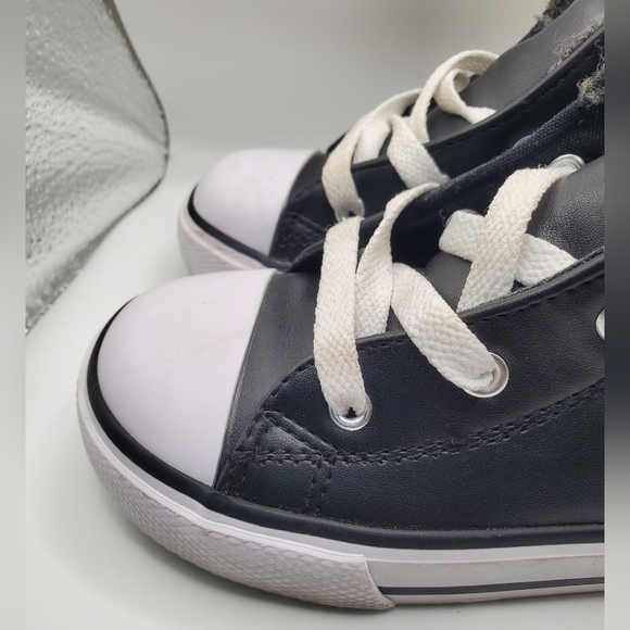 Falls Creek mid top toddler leather sneakers size 12M - Picture 5 of 11